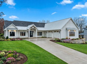 Detrie Builders - Oak Ridge Cir 1. Front