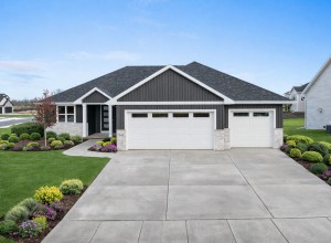 Detrie Builders - Red Hawk Landing 1. Front